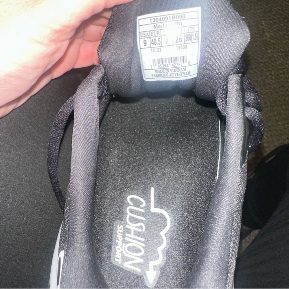 Brooks Black and White Athletic Running Shoes - Picture 4 of 4